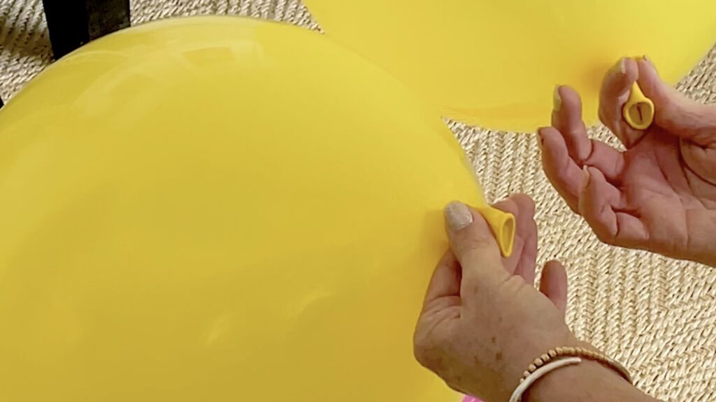 7 Sneaky Tricks for Fabulous Balloon Displays